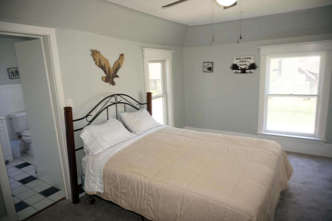 Charlevoix House - The Northside Bed & Breakfast Eksteriør bilde