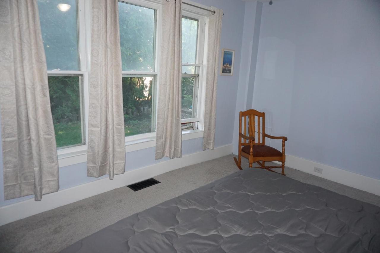 Charlevoix House - The Northside Bed & Breakfast Eksteriør bilde